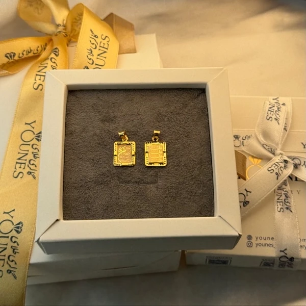 آویز وان یکاد مستطیل طلا